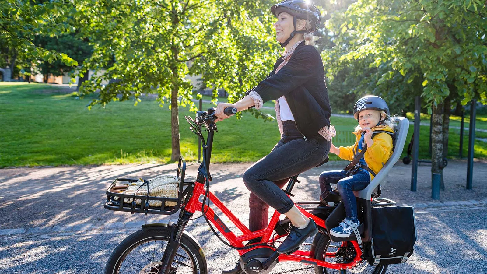 Child seat on electric bike sale